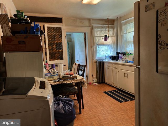 321 PARKWAY AVE, Trenton, NJ 08618