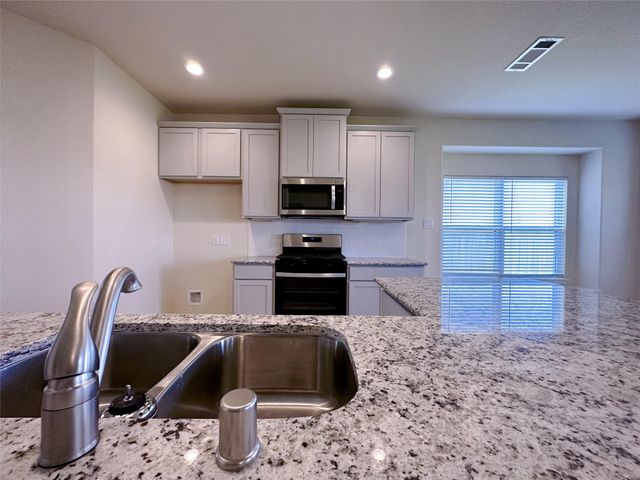 1707 Green Willow Court, Brookshire, TX 77423