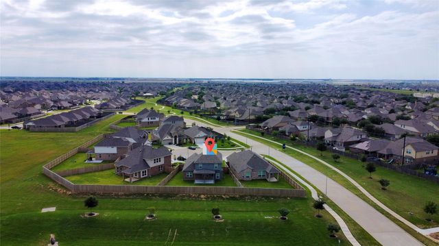 1707 Green Willow Court, Brookshire, TX 77423