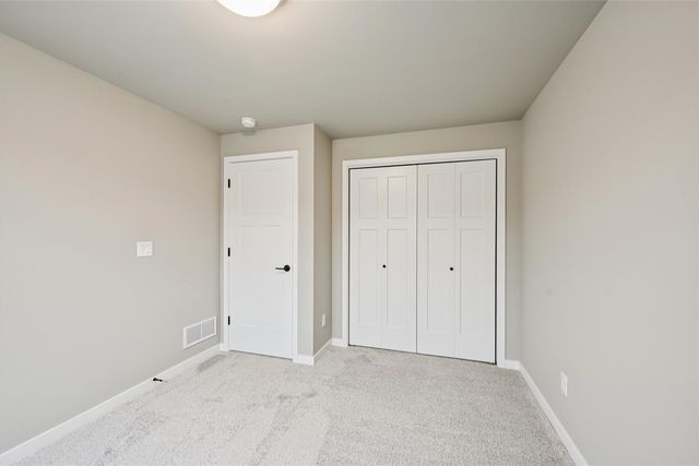 721 Chamberlin Lane, North Liberty, IA 52317