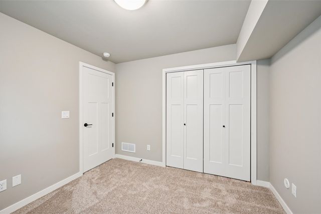 721 Chamberlin Lane, North Liberty, IA 52317