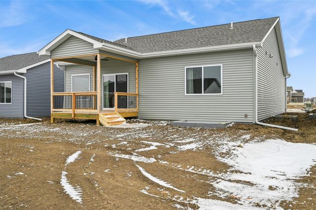 721 Chamberlin Lane, North Liberty, IA 52317