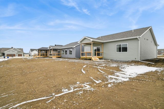 721 Chamberlin Lane, North Liberty, IA 52317