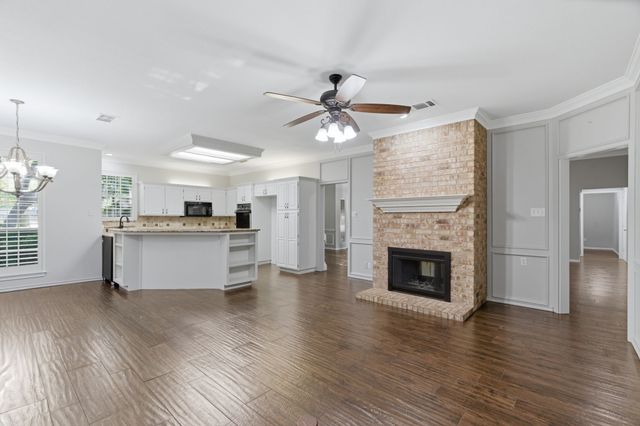 5017 River Bluff Drive, Fort Worth, TX 76132