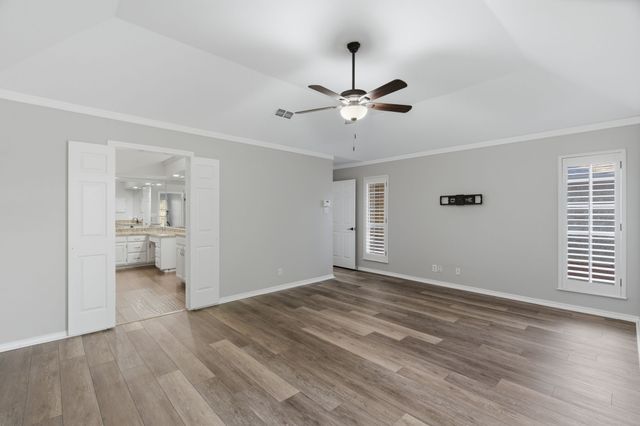 5017 River Bluff Drive, Fort Worth, TX 76132