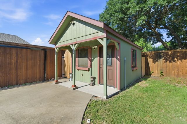 5017 River Bluff Drive, Fort Worth, TX 76132