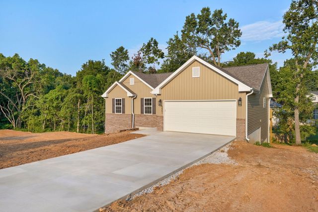 5801 S Cloverdale Lane, Battlefield, MO 65619