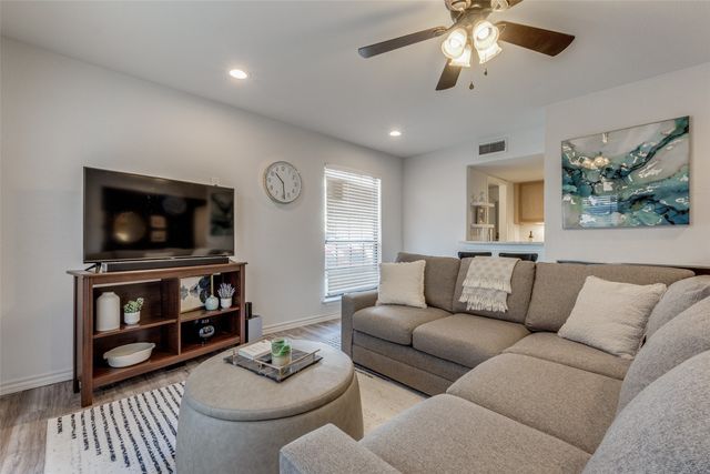 4338 Hartford Street 10, Dallas, TX 75219