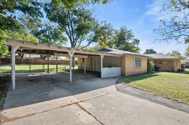 4316 Ashmore Drive, North Richland Hills, TX 76180