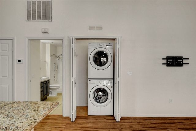 855 North Stephanie Street 614, Henderson, NV 89014