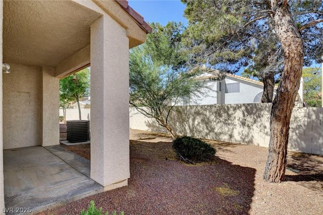 855 North Stephanie Street 614, Henderson, NV 89014