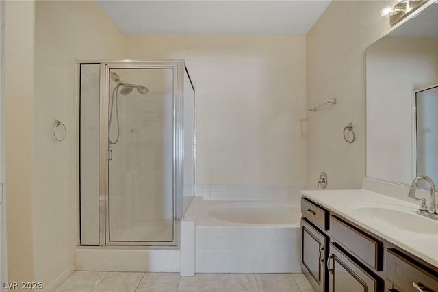 855 North Stephanie Street 614, Henderson, NV 89014