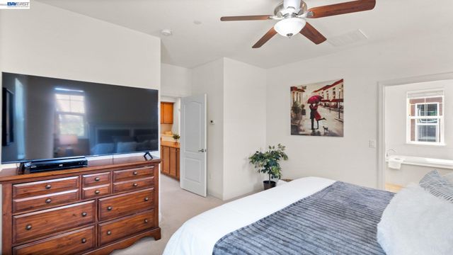 3207 Vittoria Loop, Dublin, CA 94568