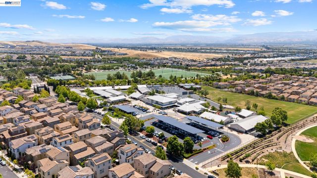 3207 Vittoria Loop, Dublin, CA 94568