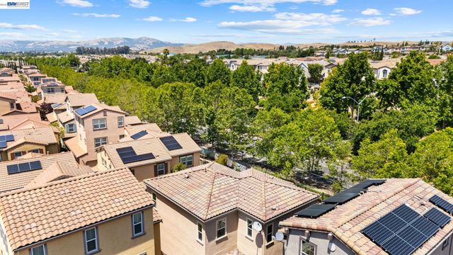 3207 Vittoria Loop, Dublin, CA 94568