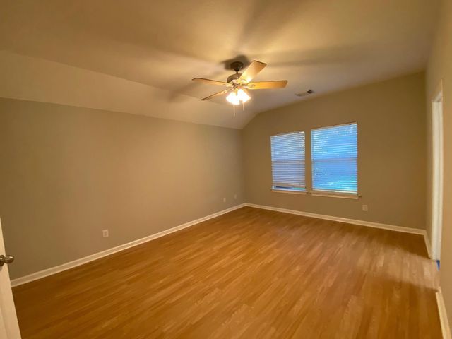 38 W Sage Creek Place, The Woodlands, TX 77382