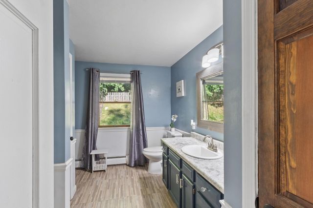 77 Darnell Road, Worcester, MA 01606