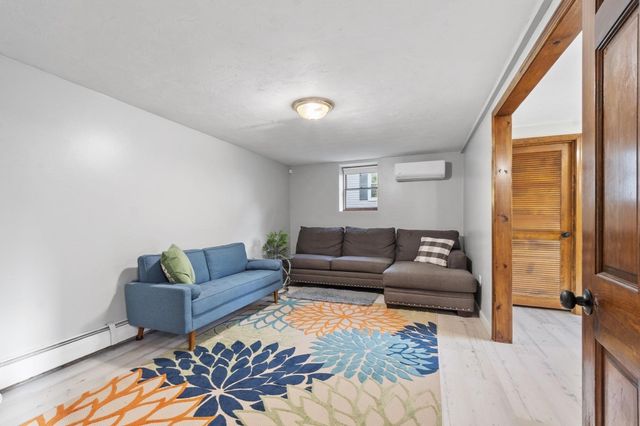 77 Darnell Road, Worcester, MA 01606
