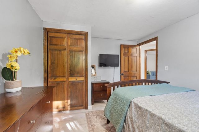 77 Darnell Road, Worcester, MA 01606