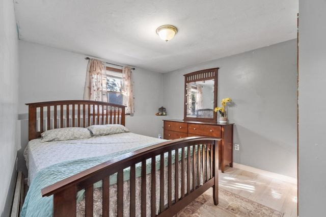 77 Darnell Road, Worcester, MA 01606