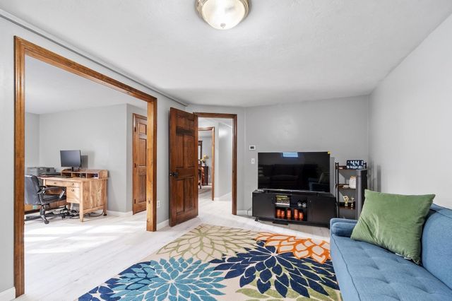 77 Darnell Road, Worcester, MA 01606