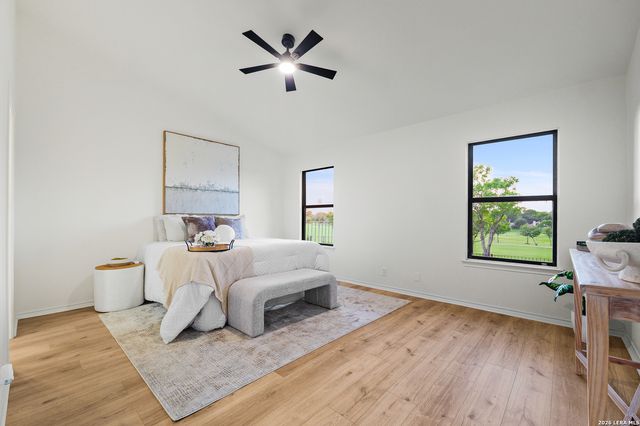 4367 Hilton Head St, San Antonio, TX 78217