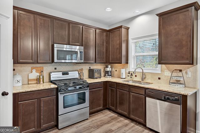 4993 Glencliff Drive, Sugar Hill, GA 30518