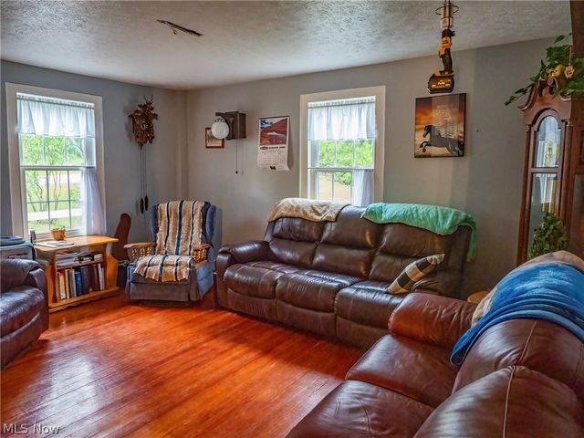 11260 Wheeler Road, Garrettsville, OH 44231