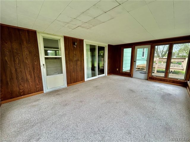 52 Dorset Drive, Lancaster, NY 14043