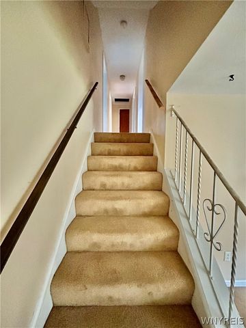 52 Dorset Drive, Lancaster, NY 14043