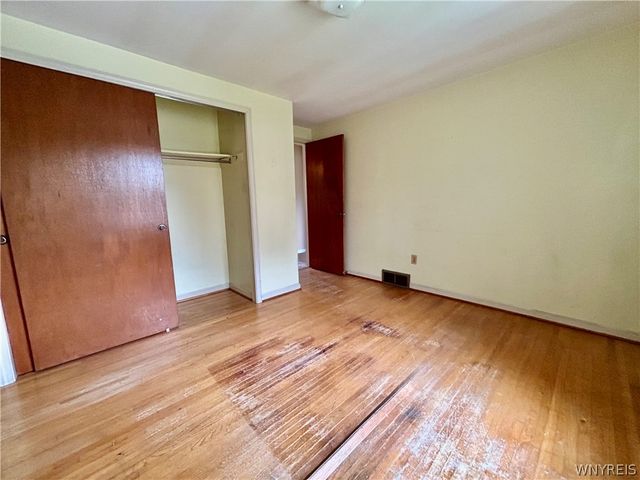 52 Dorset Drive, Lancaster, NY 14043