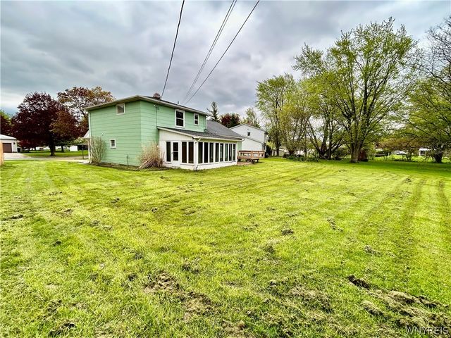 52 Dorset Drive, Lancaster, NY 14043