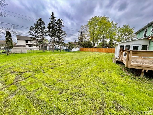 52 Dorset Drive, Lancaster, NY 14043