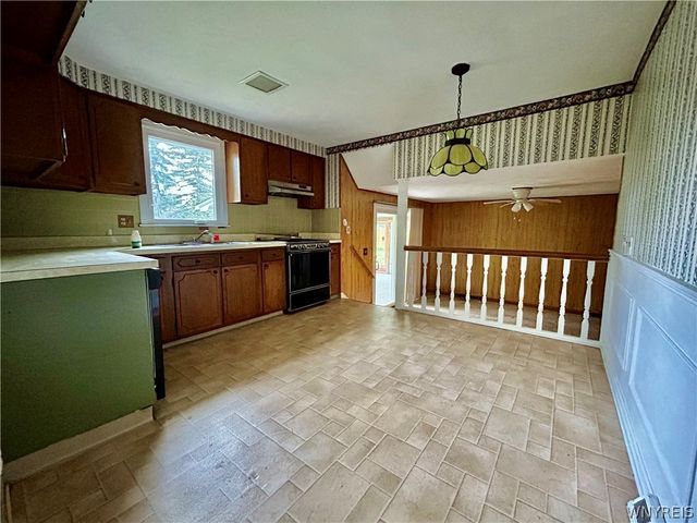 52 Dorset Drive, Lancaster, NY 14043