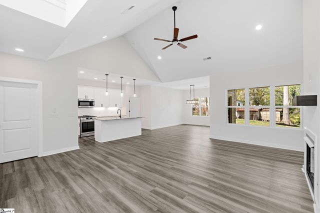 125 Wilbon Circle, Simpsonville, SC 29681