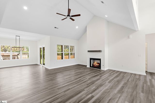 125 Wilbon Circle, Simpsonville, SC 29681