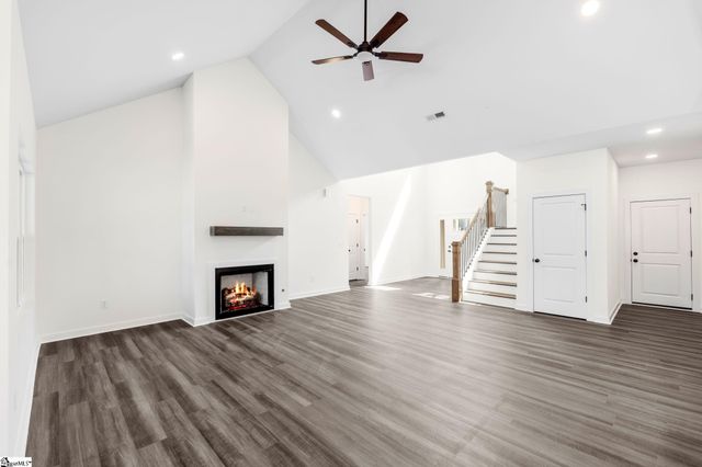 125 Wilbon Circle, Simpsonville, SC 29681