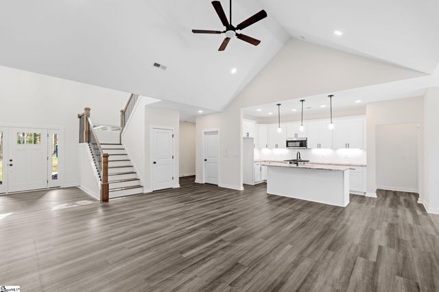 125 Wilbon Circle, Simpsonville, SC 29681