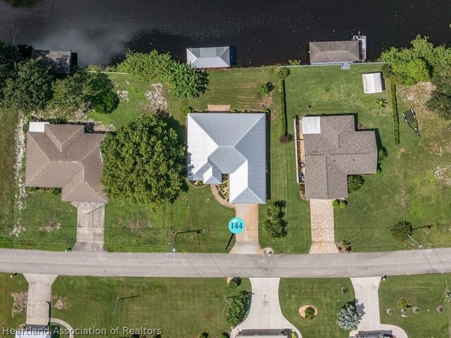 144 Citrus Road NE, Lake Placid, FL 33852