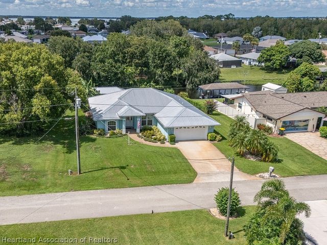 144 Citrus Road NE, Lake Placid, FL 33852