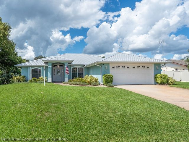 144 Citrus Road NE, Lake Placid, FL 33852