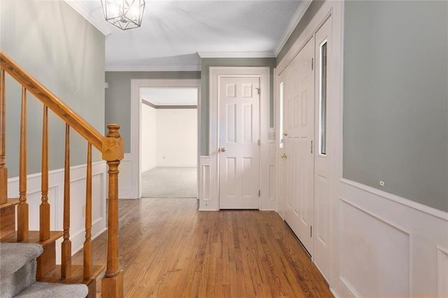 10525 Bluejacket Street, Overland Park, KS 66214