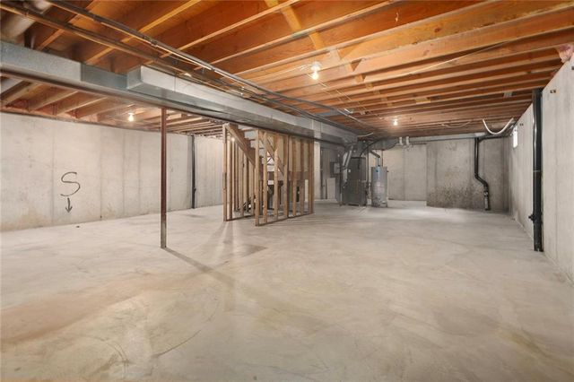 10525 Bluejacket Street, Overland Park, KS 66214