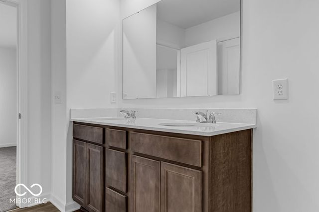 8726 Hollander Drive, Camby, IN 46113