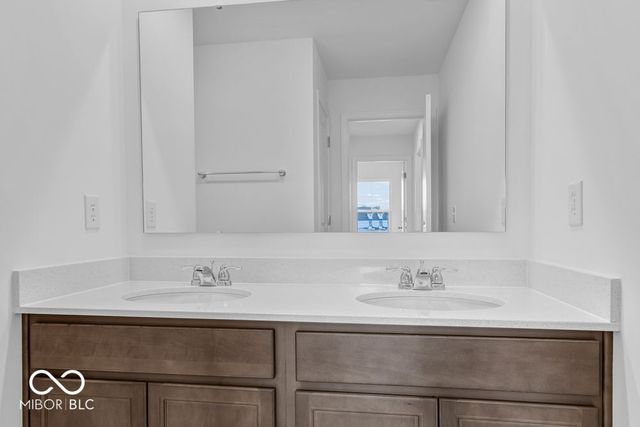 8726 Hollander Drive, Camby, IN 46113