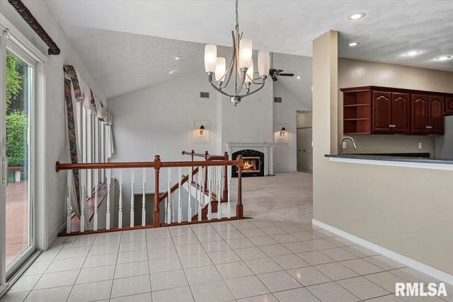 5001 EAGLE RIDGE, Springfield, IL 62711