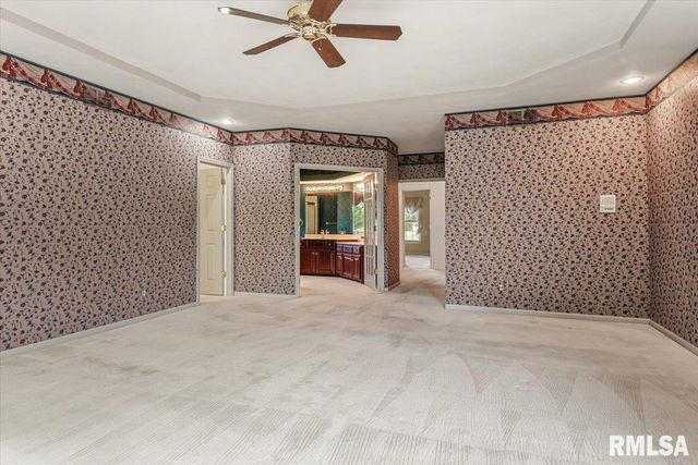 5001 EAGLE RIDGE, Springfield, IL 62711