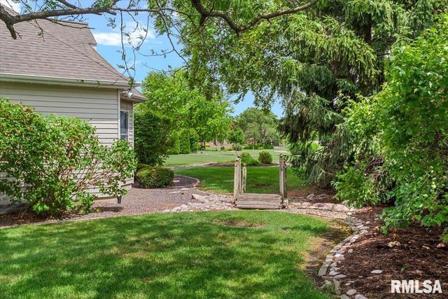 5001 EAGLE RIDGE, Springfield, IL 62711