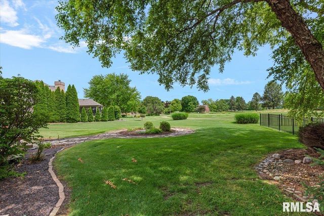 5001 EAGLE RIDGE, Springfield, IL 62711