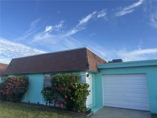 7007 VERSAILLES N n/a, Pinellas Park, FL 33781